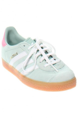 Încălțăminte pentru copii Adidas, Mărime 34, Culoare Verde, Preț 443,99 Lei