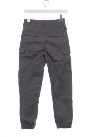 Детски панталон H&M, Размер 10-11y/ 146-152 см, Цвят Сив, Цена 39,56 лв.