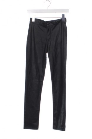 Детски панталон KappAhl, Размер 11-12y/ 152-158 см, Цвят Черен, Цена 27,99 лв.