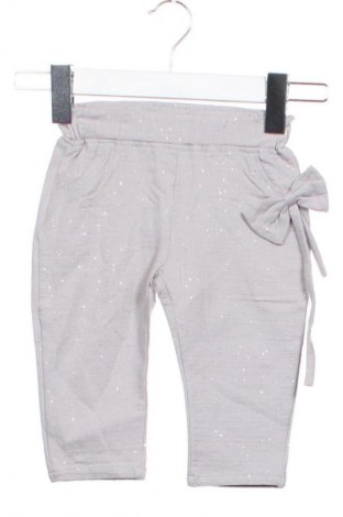 Детски панталон Unbranded, Размер 6-9m/ 68-74 см, Цвят Сив, Цена 27,99 лв.