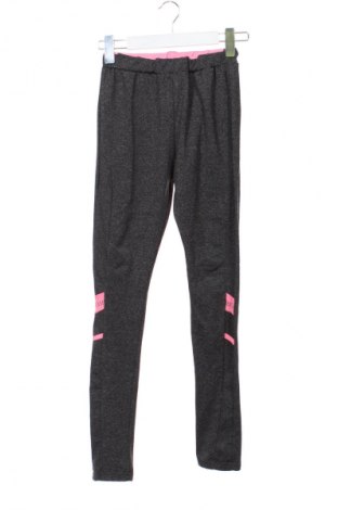 Детски панталон Unbranded, Размер 10-11y/ 146-152 см, Цвят Многоцветен, Цена 21,99 лв.