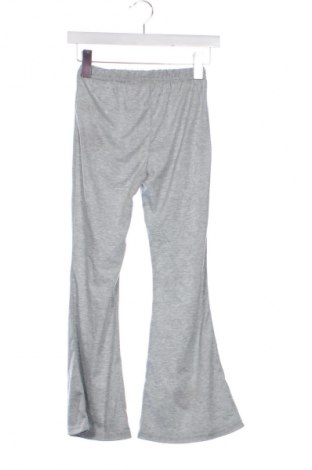 Детски панталон Unbranded, Размер 10-11y/ 146-152 см, Цвят Сив, Цена 18,99 лв.
