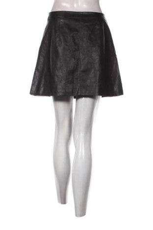 Kožená sukně  H&M Divided, Velikost M, Barva Černá, Cena  149,00 Kč
