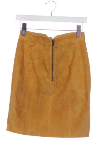 Kožená sukně  VILA, Velikost XS, Barva Žlutá, Cena  929,00 Kč