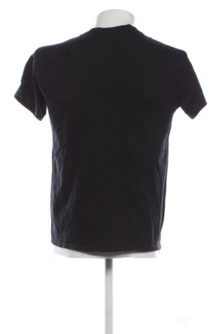 Мъжка тениска Gildan, Размер M, Цвят Многоцветен, Цена 19,99 лв.