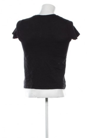 Pánske tričko  Guess, Veľkosť S, Farba Čierna, Cena  37,95 €