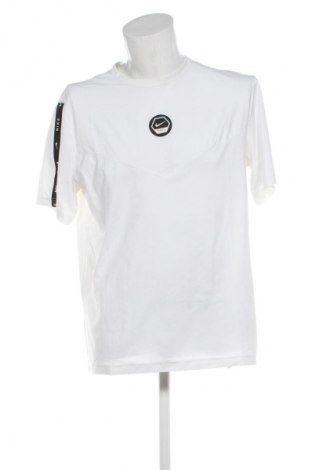 Herren Shirt Nike, Größe L, Farbe Weiß, Preis 16,99 €