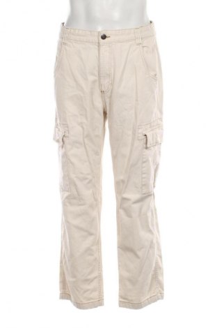 Herren Jeans Bershka, Größe M, Farbe Ecru, Preis 18,99 €