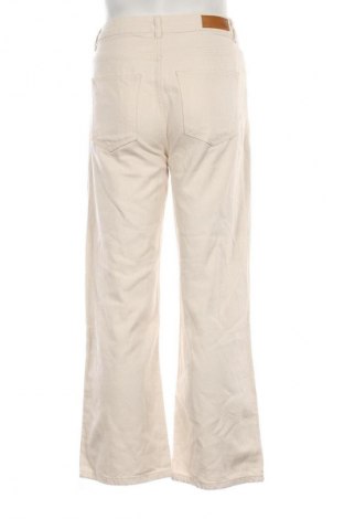 Herren Jeans Never Denim, Größe M, Farbe Ecru, Preis 18,16 €