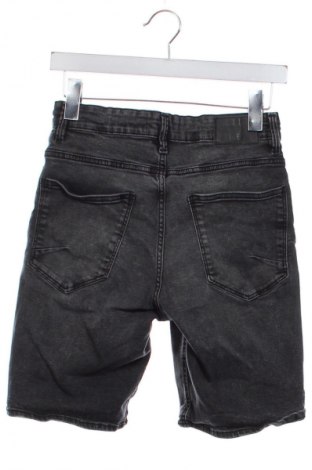 Pantaloni scurți de bărbați Pull&Bear, Mărime XS, Culoare Gri, Preț 76,32 Lei