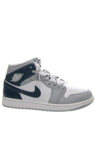 Încălțăminte bărbătească Air Jordan Nike, Mărime 44, Culoare Multicolor, Preț 744,99 Lei