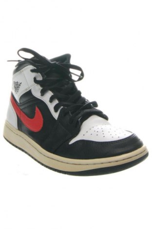 Férfi cipők
 Air Jordan Nike, Méret 44, Szín Sokszínű, Ár 25 778 Ft