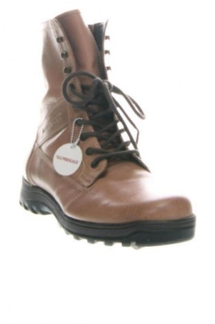 Férfi cipők
 Lumberjack, Méret 44, Szín Barna, Ár 28 259 Ft