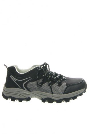 Férfi cipők
 NEWCENTIAL, Méret 39, Szín Fekete, Ár 11 379 Ft