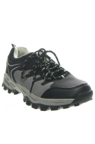 Férfi cipők
 NEWCENTIAL, Méret 39, Szín Fekete, Ár 11 379 Ft