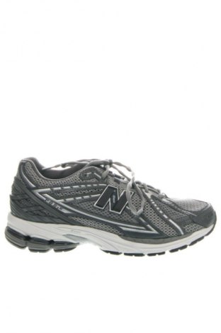 Мъжки обувки New Balance, Размер 44, Цвят Сив, Цена 164,99 лв.
