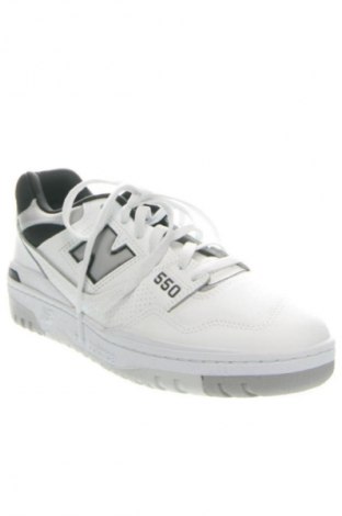 Мъжки обувки New Balance, Размер 43, Цвят Бял, Цена 164,99 лв.
