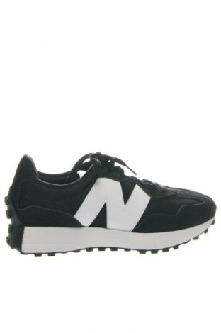 Мъжки обувки New Balance, Размер 45, Цвят Многоцветен, Цена 164,99 лв.