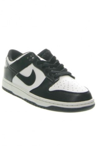 Pánske topánky Nike, Veľkosť 41, Farba Viacfarebná, Cena  124,95 €