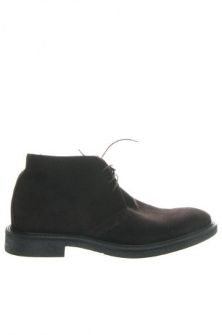 Férfi cipők
 Old Signature, Méret 42, Szín Barna, Ár 25 379 Ft