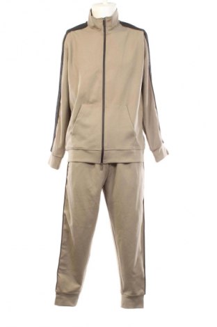 Мъжки спортен екип Emporio Armani, Размер XL, Цвят Кафяв, Цена 241,00 лв.