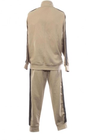 Мъжки спортен екип Emporio Armani, Размер XL, Цвят Кафяв, Цена 241,00 лв.