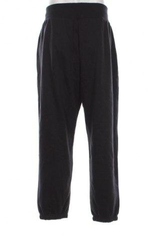 Herren Sporthose Nike, Größe XL, Farbe Schwarz, Preis 57,99 €