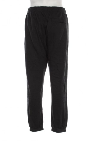 Мъжко спортно долнище Nike, Размер M, Цвят Черен, Цена 109,99 лв.