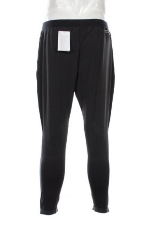 Мъжко спортно долнище Nike, Размер M, Цвят Черен, Цена 109,99 лв.