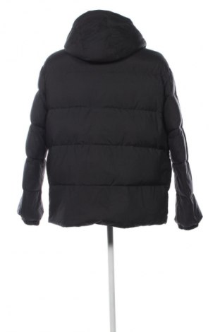 Geacă de bărbati Tommy Jeans, Mărime XXL, Culoare Negru, Preț 994,99 Lei