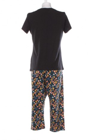 Piżama
 Penti, Rozmiar L, Kolor Kolorowy, Cena 160,99 zł