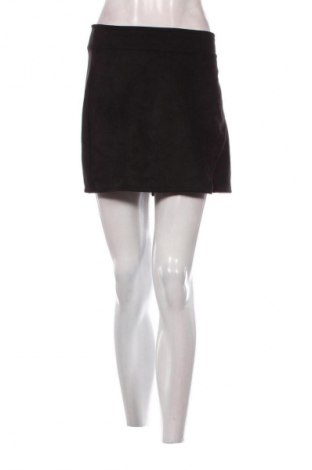 Sukně- kalhoty  About You, Velikost M, Barva Černá, Cena  559,00 Kč