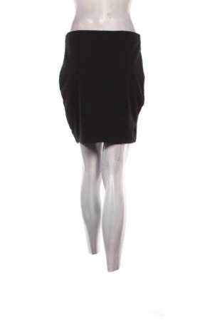 Пола Amisu, Размер M, Цвят Черен, Цена 12,99 лв.