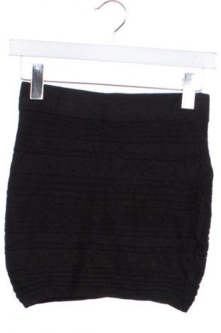 Sukňa Amisu, Veľkosť XS, Farba Čierna, Cena  6,95 €