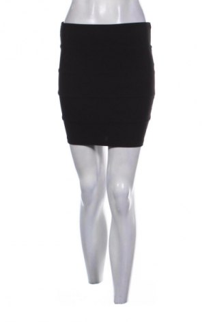 Пола Amisu, Размер S, Цвят Черен, Цена 16,99 лв.