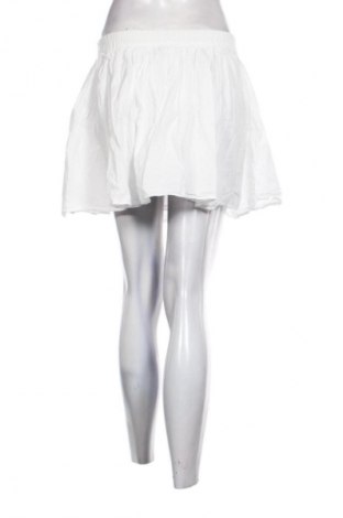 Fustă Bershka, Mărime S, Culoare Alb, Preț 36,99 Lei