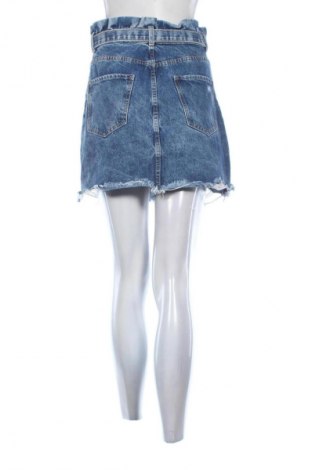 Пола Bershka, Размер S, Цвят Син, Цена 18,99 лв.