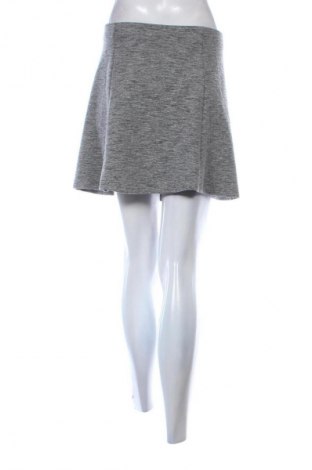 Fustă Clockhouse, Mărime L, Culoare Gri, Preț 24,99 Lei