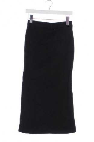 Sukně Cropp, Velikost XS, Barva Černá, Cena  429,00 Kč
