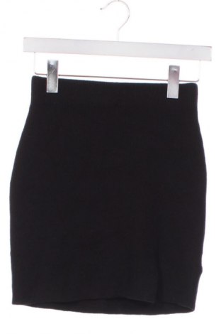 Sukně Edited, Velikost XS, Barva Černá, Cena  299,00 Kč