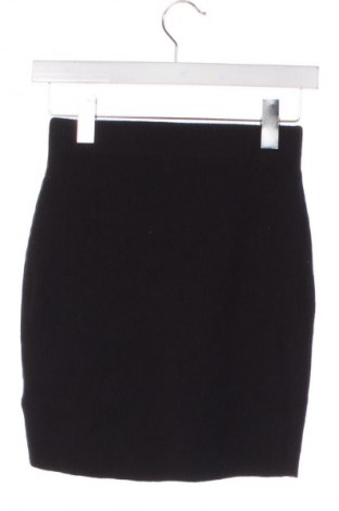 Sukně Edited, Velikost XS, Barva Černá, Cena  299,00 Kč
