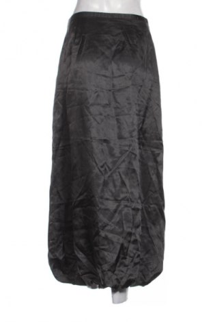 Пола Exlindexlind, Размер M, Цвят Черен, Цена 20,99 лв.