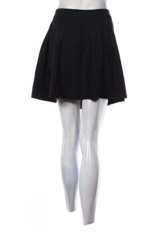 Пола Fb Sister, Размер L, Цвят Черен, Цена 8,99 лв.