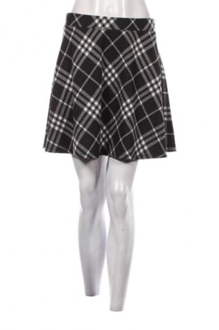 Пола Fb Sister, Размер M, Цвят Многоцветен, Цена 8,99 лв.