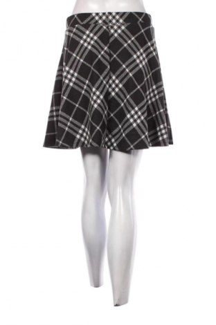 Пола Fb Sister, Размер M, Цвят Многоцветен, Цена 8,99 лв.