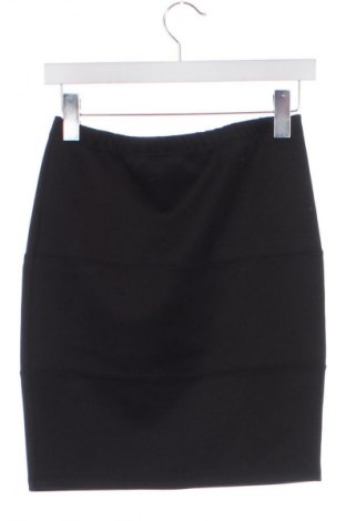 Sukně Flame, Velikost XS, Barva Černá, Cena  229,00 Kč