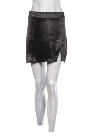 Пола Gina Tricot, Размер S, Цвят Черен, Цена 18,99 лв.