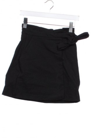 Пола H&M, Размер XS, Цвят Черен, Цена 19,00 лв.