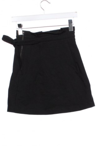 Пола H&M, Размер XS, Цвят Черен, Цена 19,00 лв.