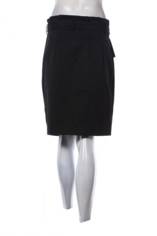 Пола H&M, Размер M, Цвят Черен, Цена 12,99 лв.